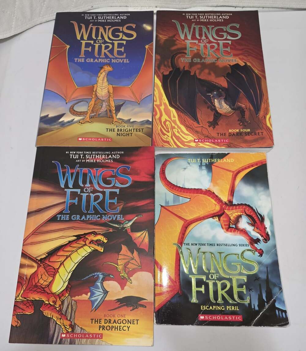 4 Wings Of Fire Books Graphic Novel 1, 4, 5 Scholastic Escaping Peril